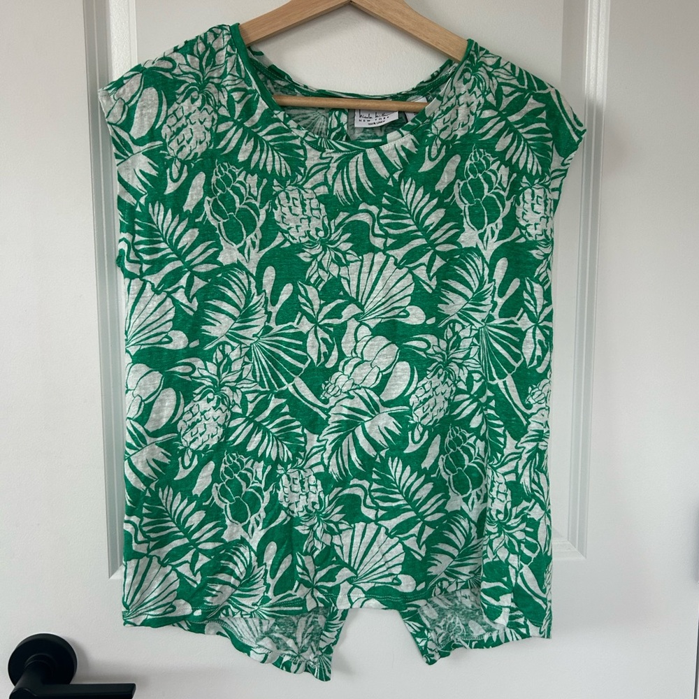 Nicole Miller 100% Linen Green and White Tropical Print Tank